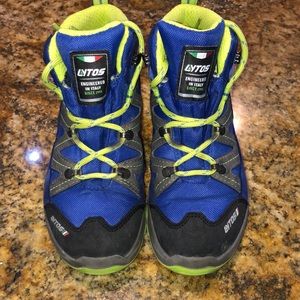 Lytos boys hiking boots